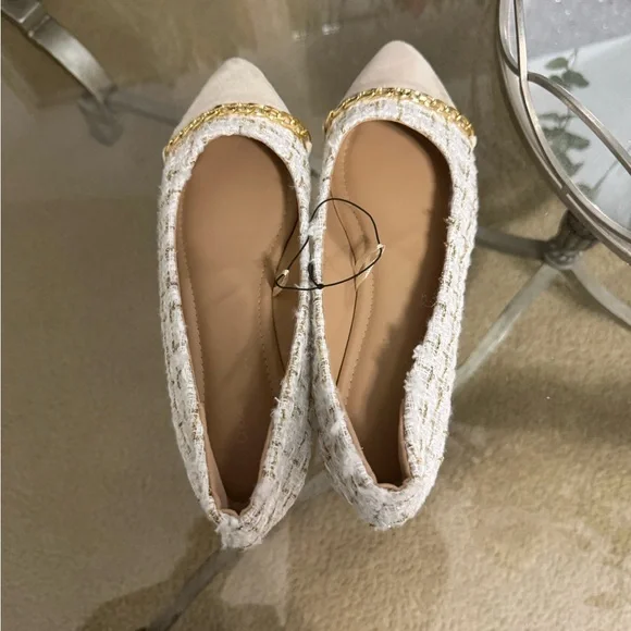 Beige & White Tweed Flats With Gold Chainlink Accent - Picture 3 of 6